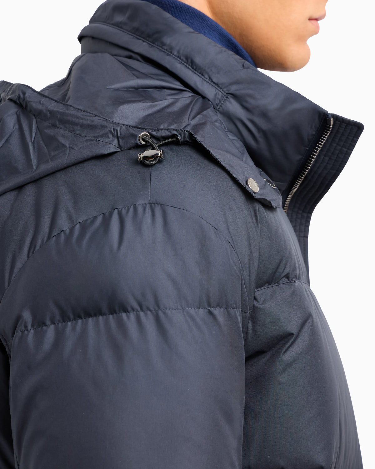 Bomber jacket with goose-down padding