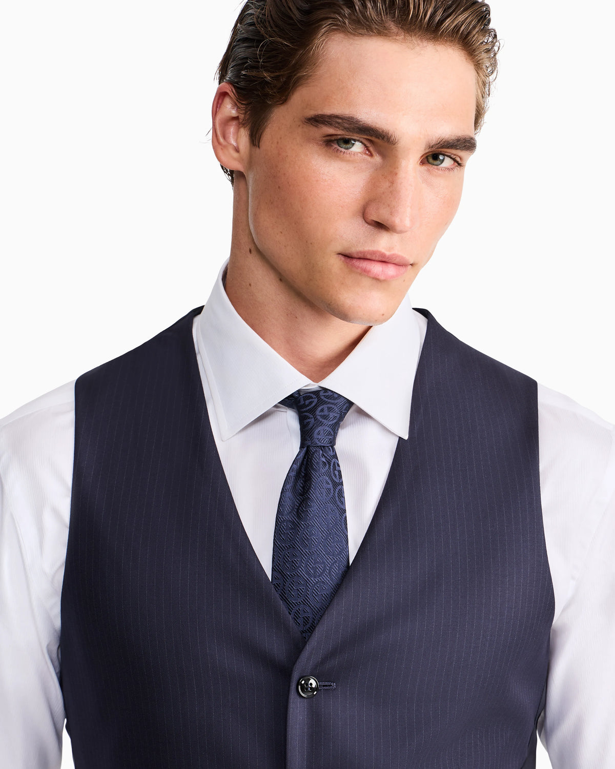 Single-breasted pinstripe vest in pure virgin wool