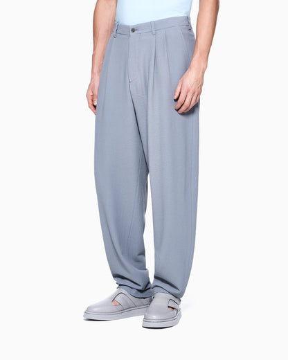Double pleat trousers in virgin wool seersucker