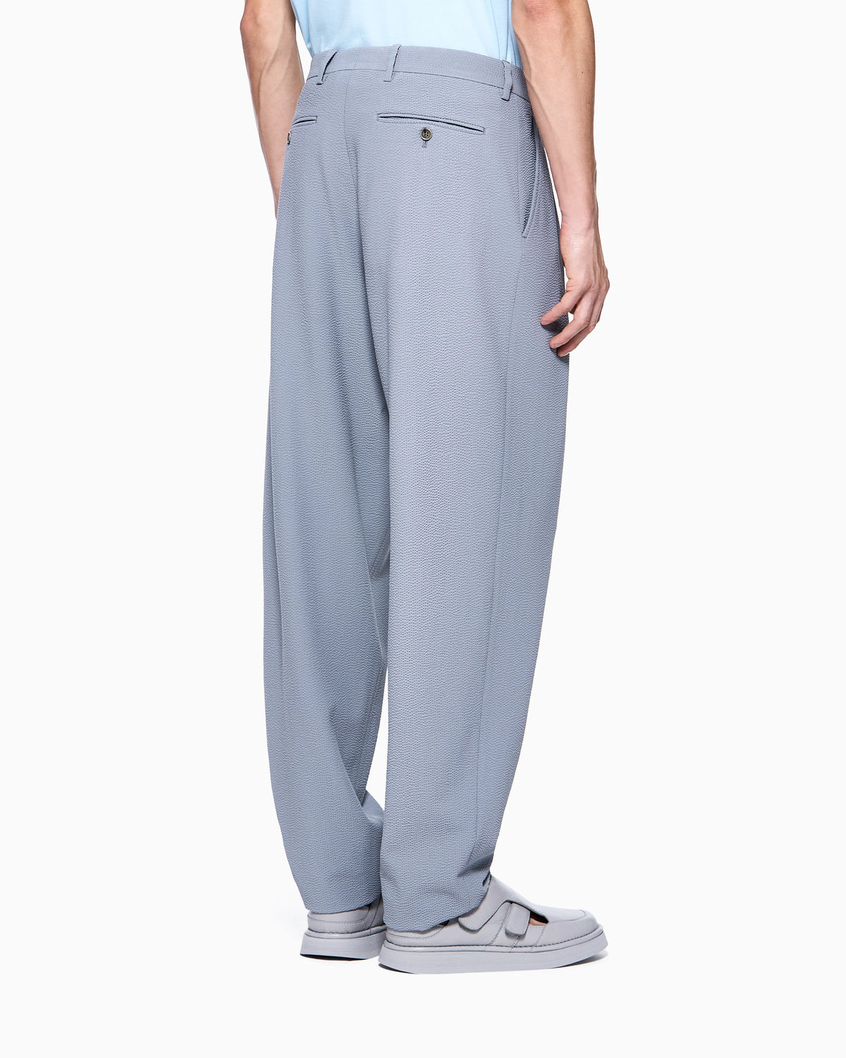 Double pleat trousers in virgin wool seersucker