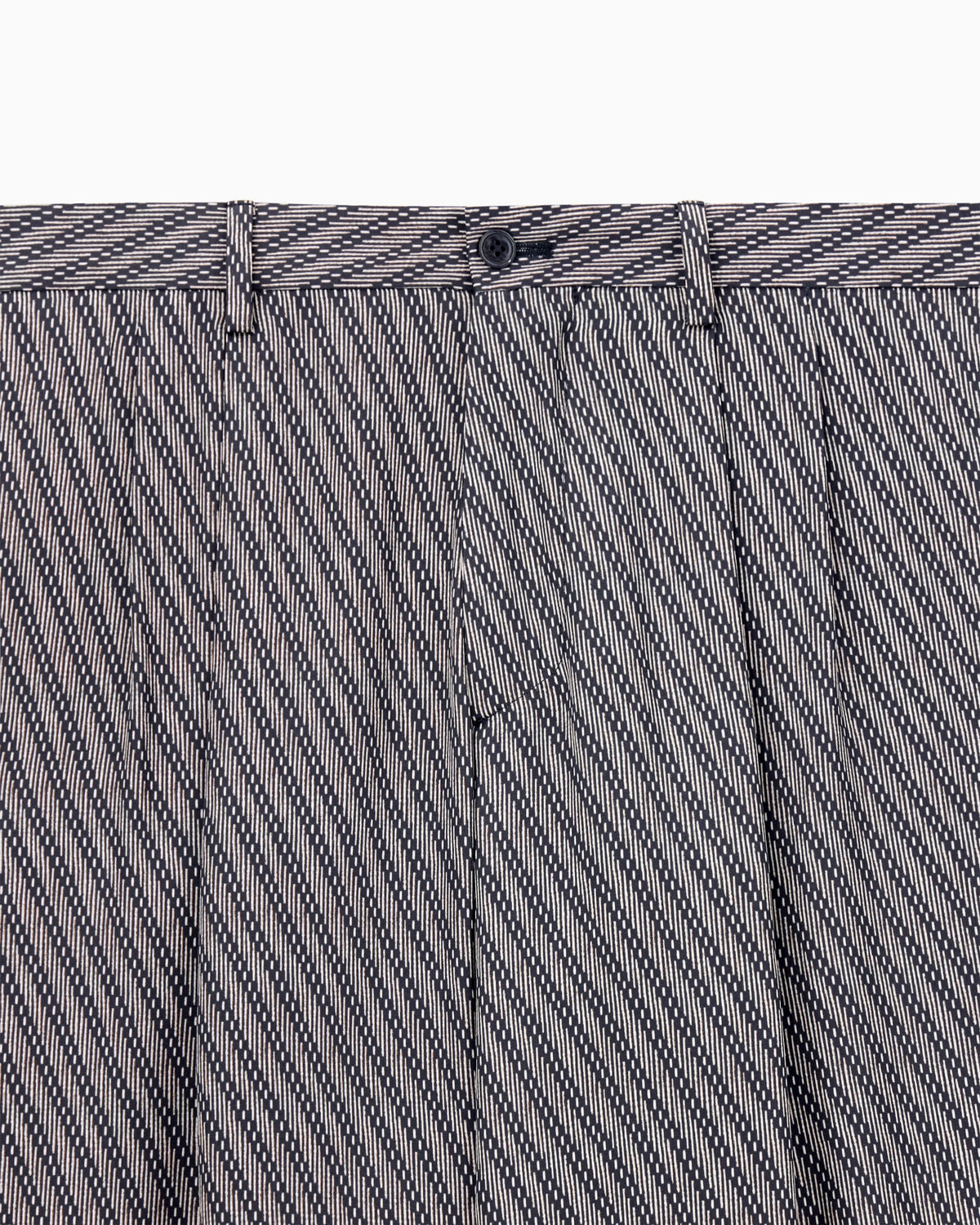 Trousers in Lyocell and silk with pleats and a diagonal print