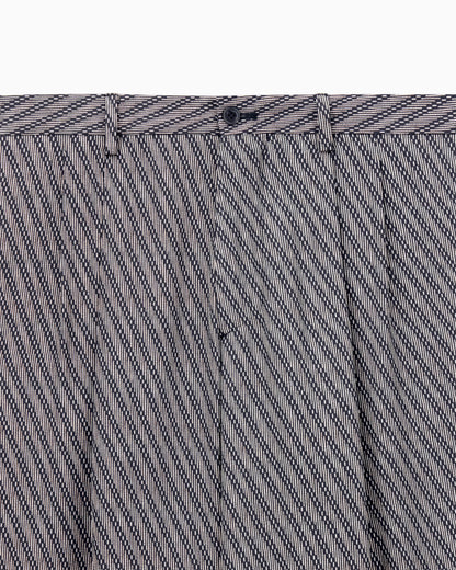 Trousers in Lyocell and silk with pleats and a diagonal print