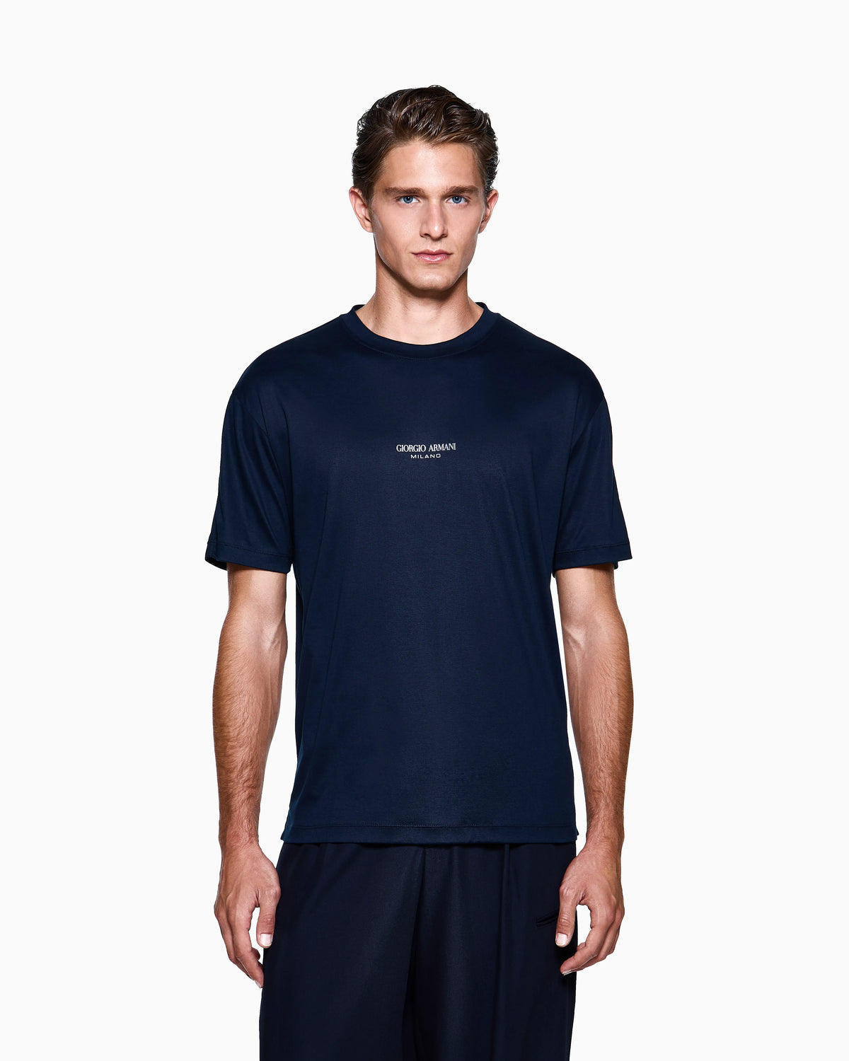 Crew Neck T-shirt in Pure Cold-Dyed Cotton with Logo