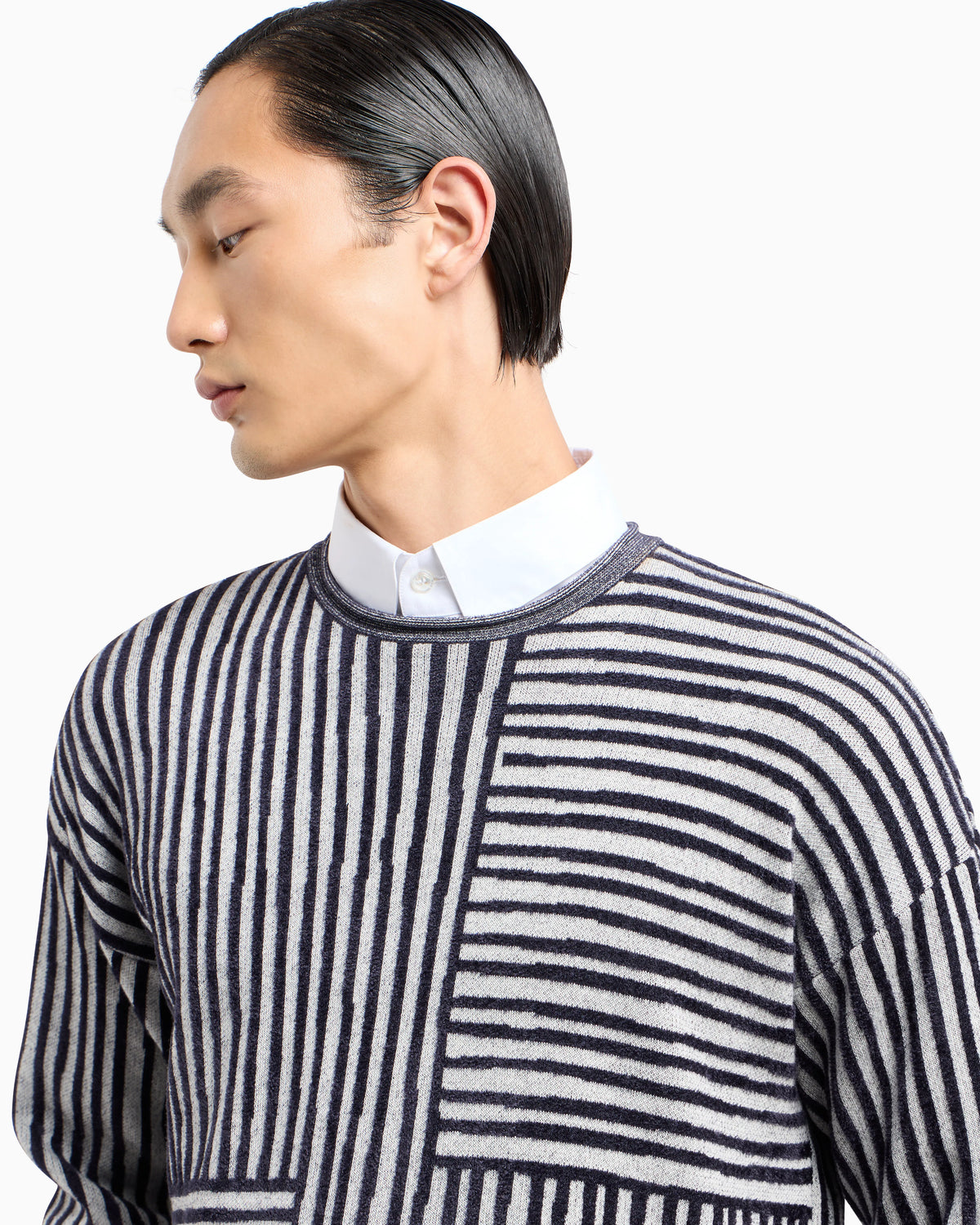 Crew-neck jumper in a viscose and cotton jacquard