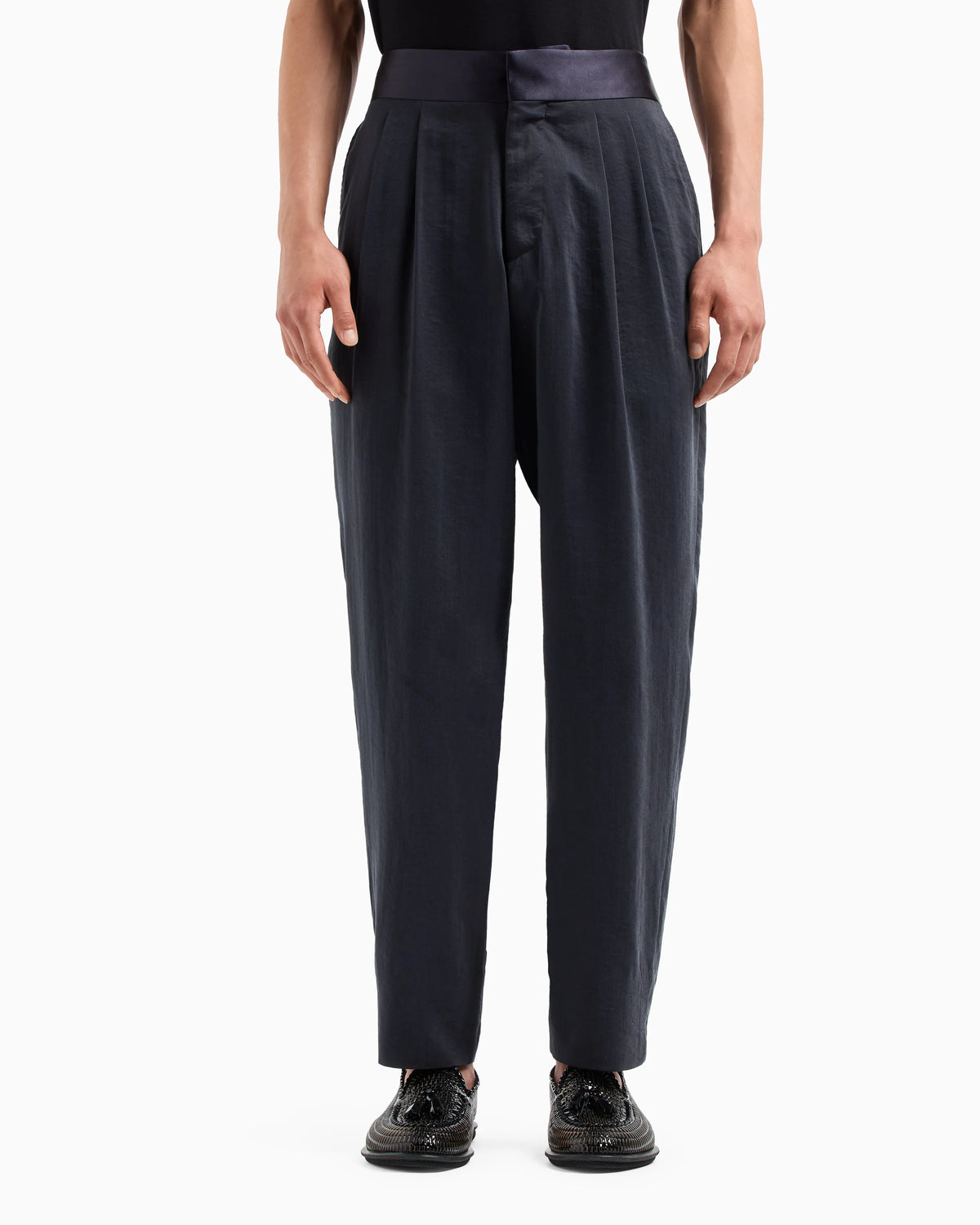 Double pleat trousers in washed silk blend with satin