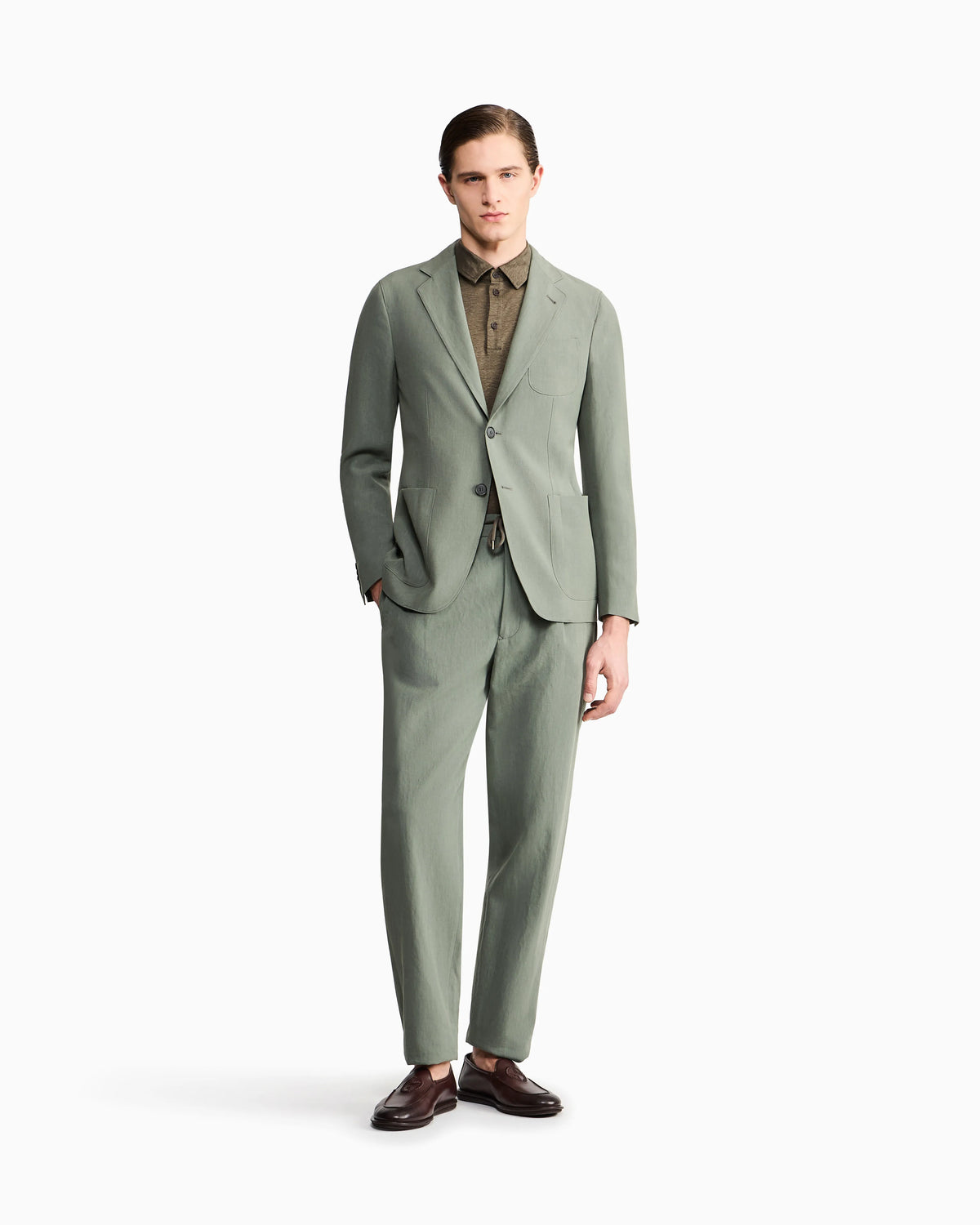 Single-pleat, linen-canvas trousers