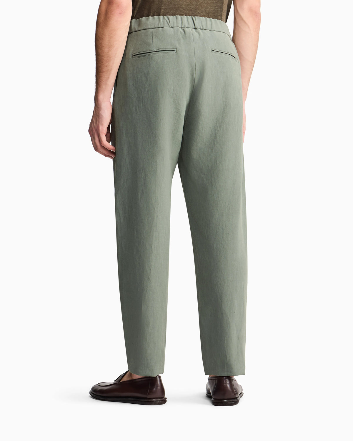 Single-pleat, linen-canvas trousers