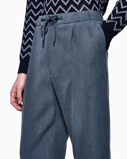 Single-pleat, linen-canvas trousers