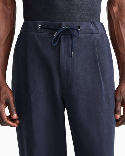 Single-pleat, linen-canvas trousers