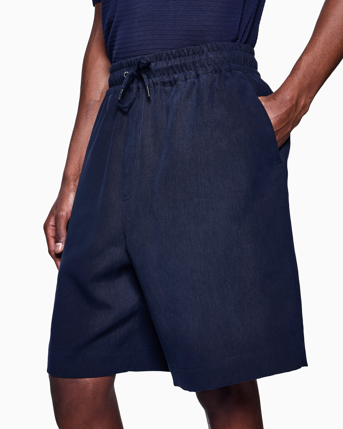 Linen canvas flat-front Bermuda shorts