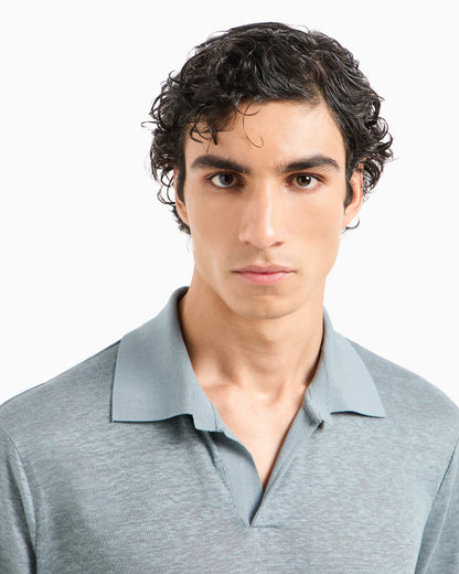 Short-sleeved polo shirt in linen jersey