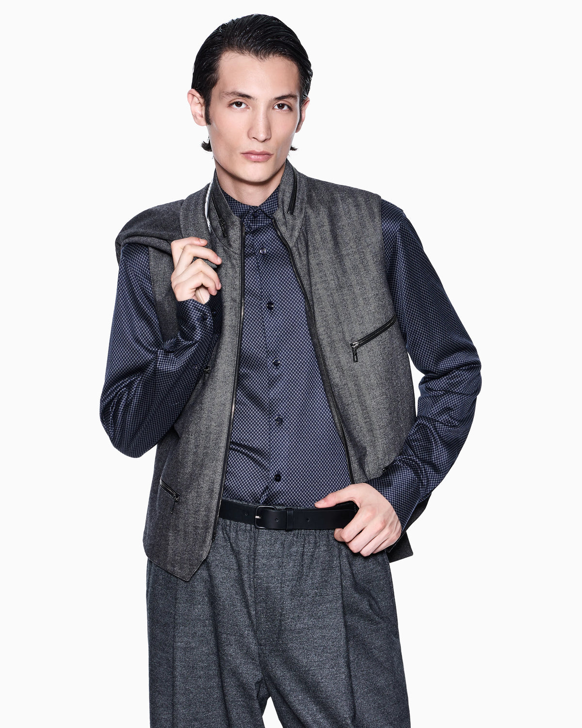 Single-pleat trousers in denim-effect virgin-wool