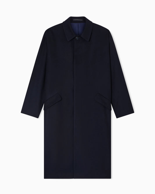 Single-breasted coat in cashmere cloth