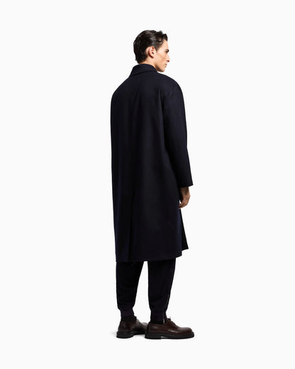 Single-breasted coat in cashmere cloth