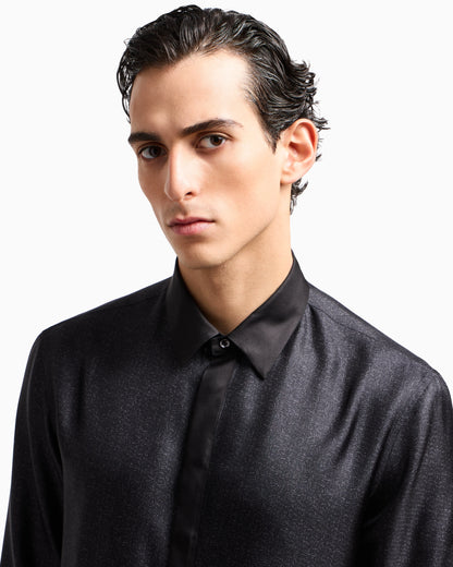 Giorgio’s shirt in silk twill with a diagonal print