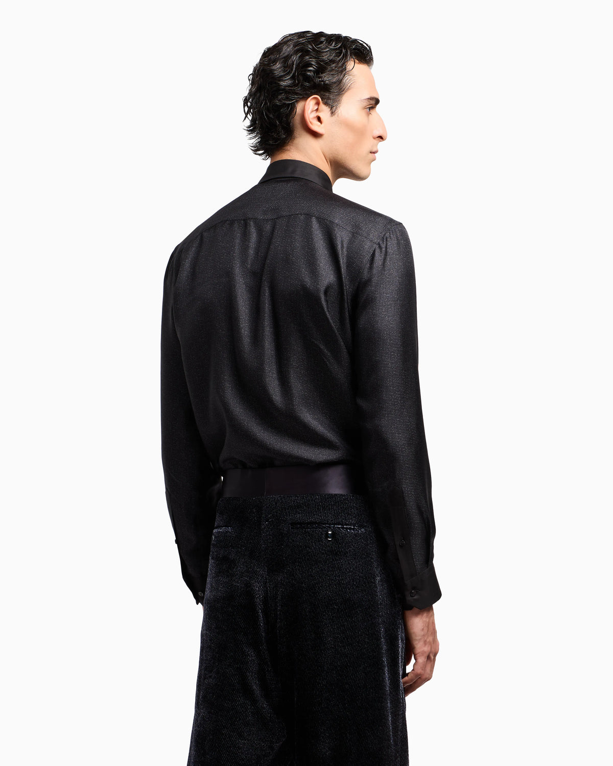 Giorgio’s shirt in silk twill with a diagonal print