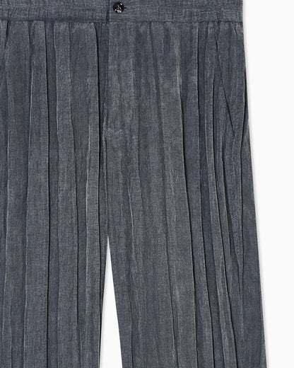 Flat-front trousers in pleated Lyocell and nylon canvas