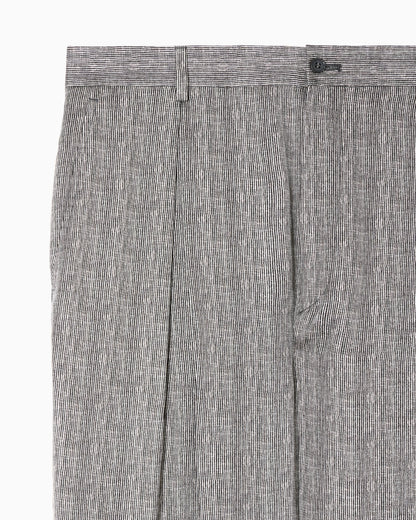Single-pleat trousers in printed Lyocell and silk