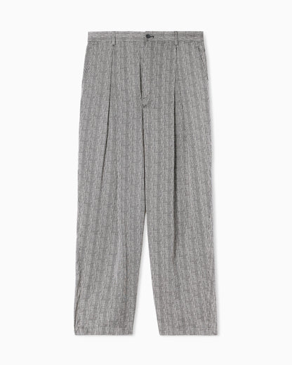 Single-pleat trousers in printed Lyocell and silk