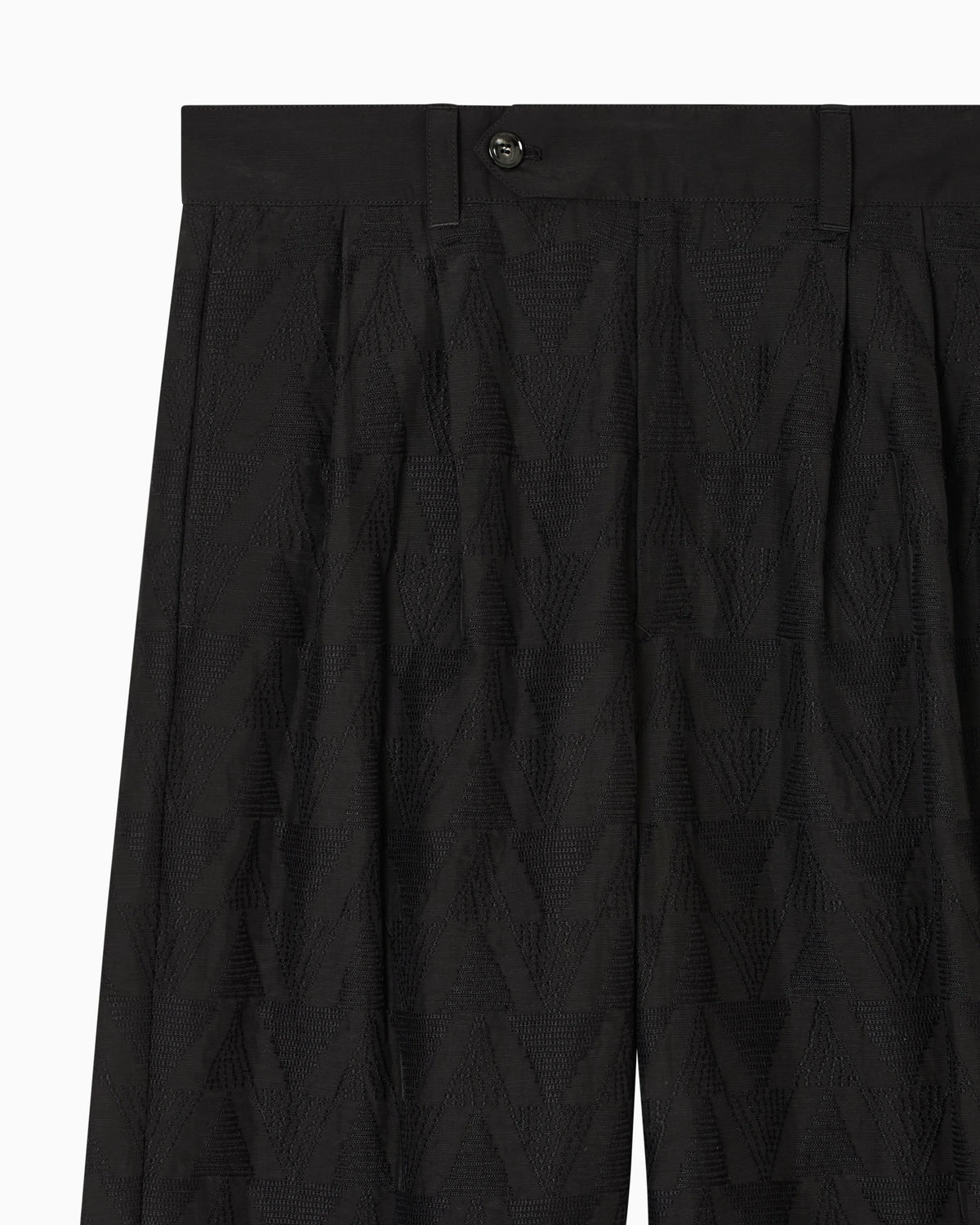 Trousers in linen blend fabric with pleats and chevron embroidery