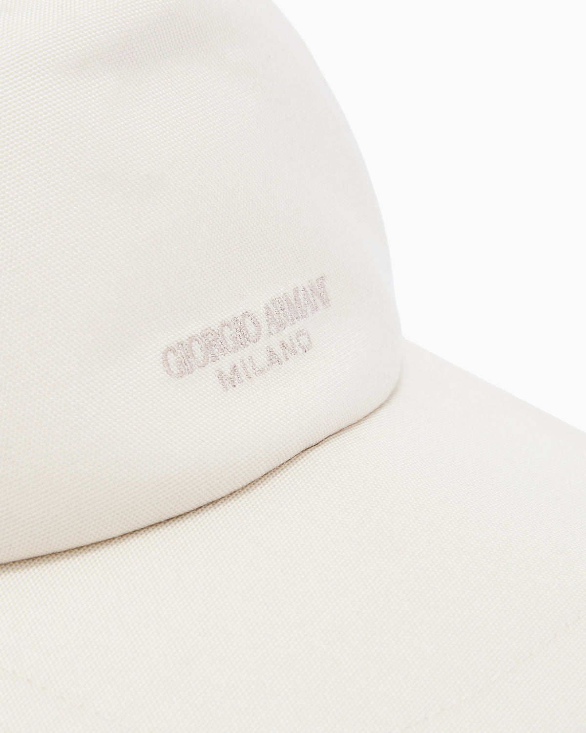 Technical fabric baseball cap with leather logo