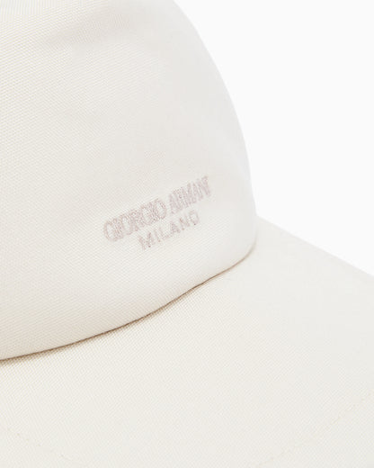 Technical fabric baseball cap with leather logo
