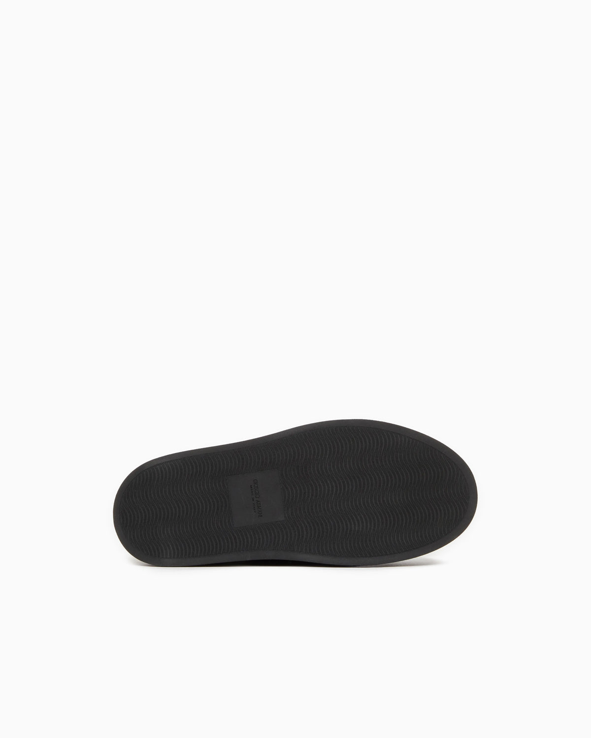 Leather sandals with cut-outs