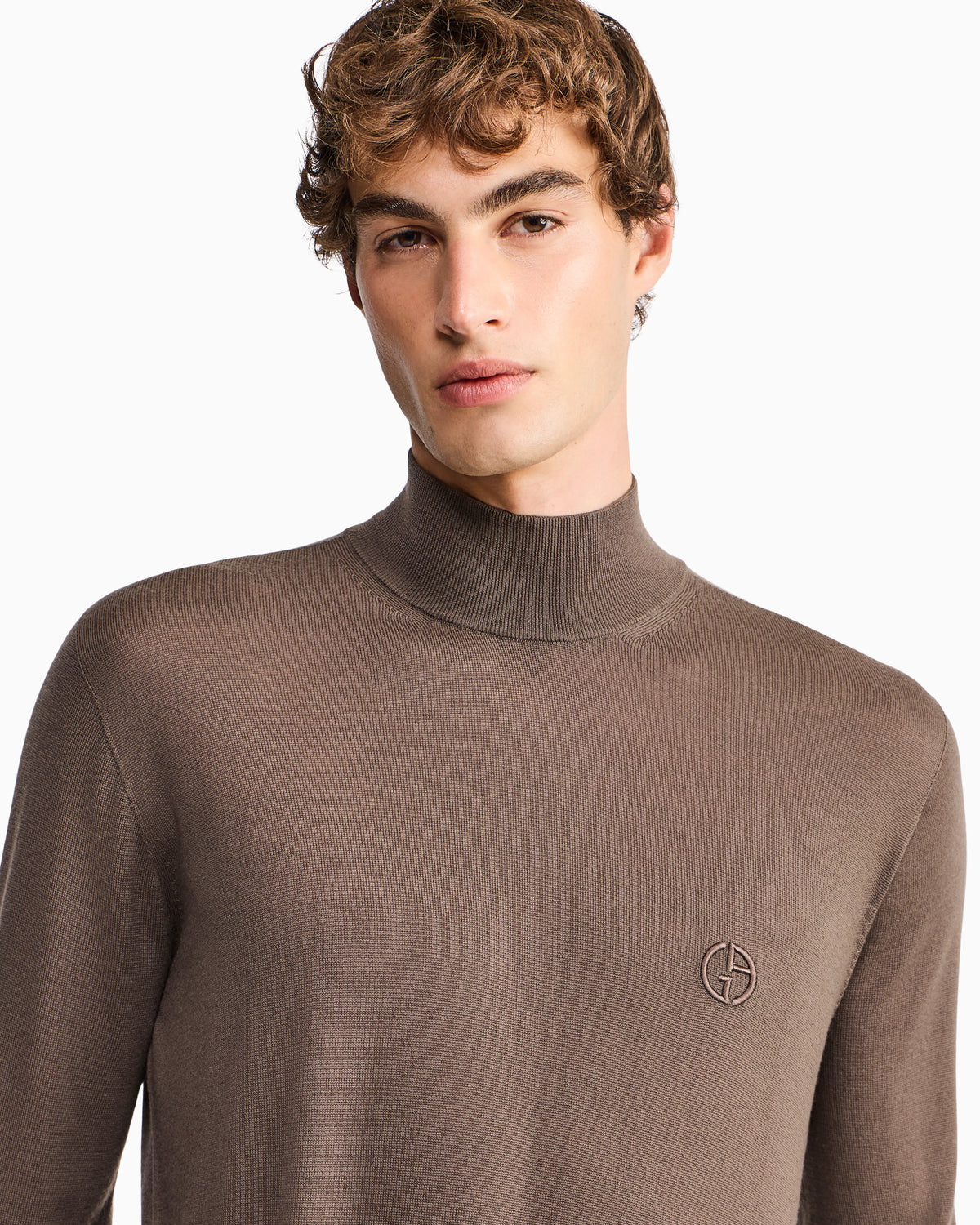Slim-fit sweater in plain knit virgin wool