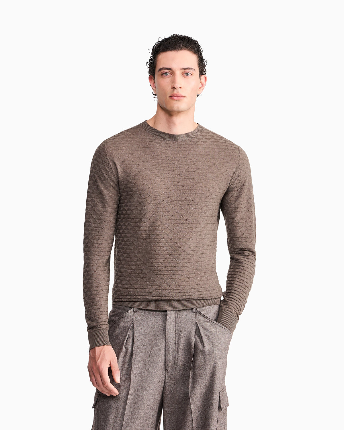 Sweater with regular fit in virgin wool with triangle weave