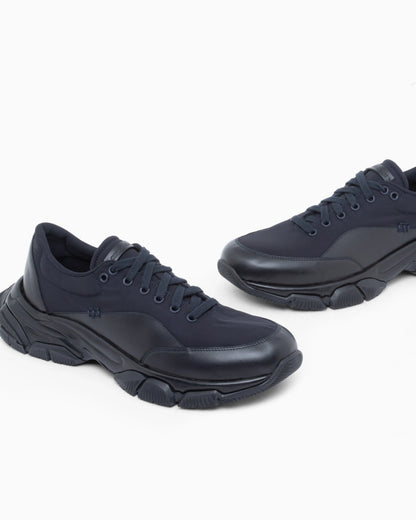 Sneaker in nylon and leather with rubber sole