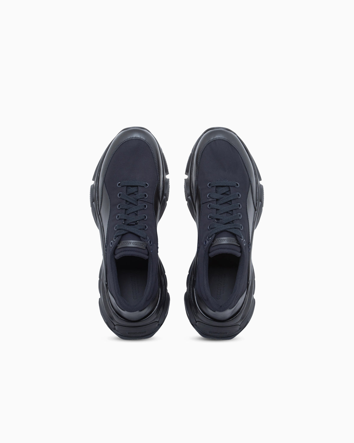 Sneaker in nylon and leather with rubber sole