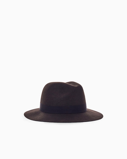 Classic felt hat in virgin wool with an acrylic sweatband