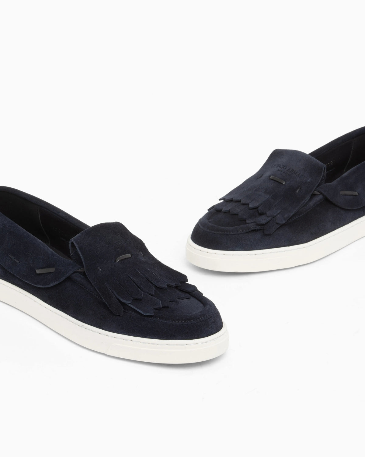 Loafer in suede with a leather lining and rubber sole