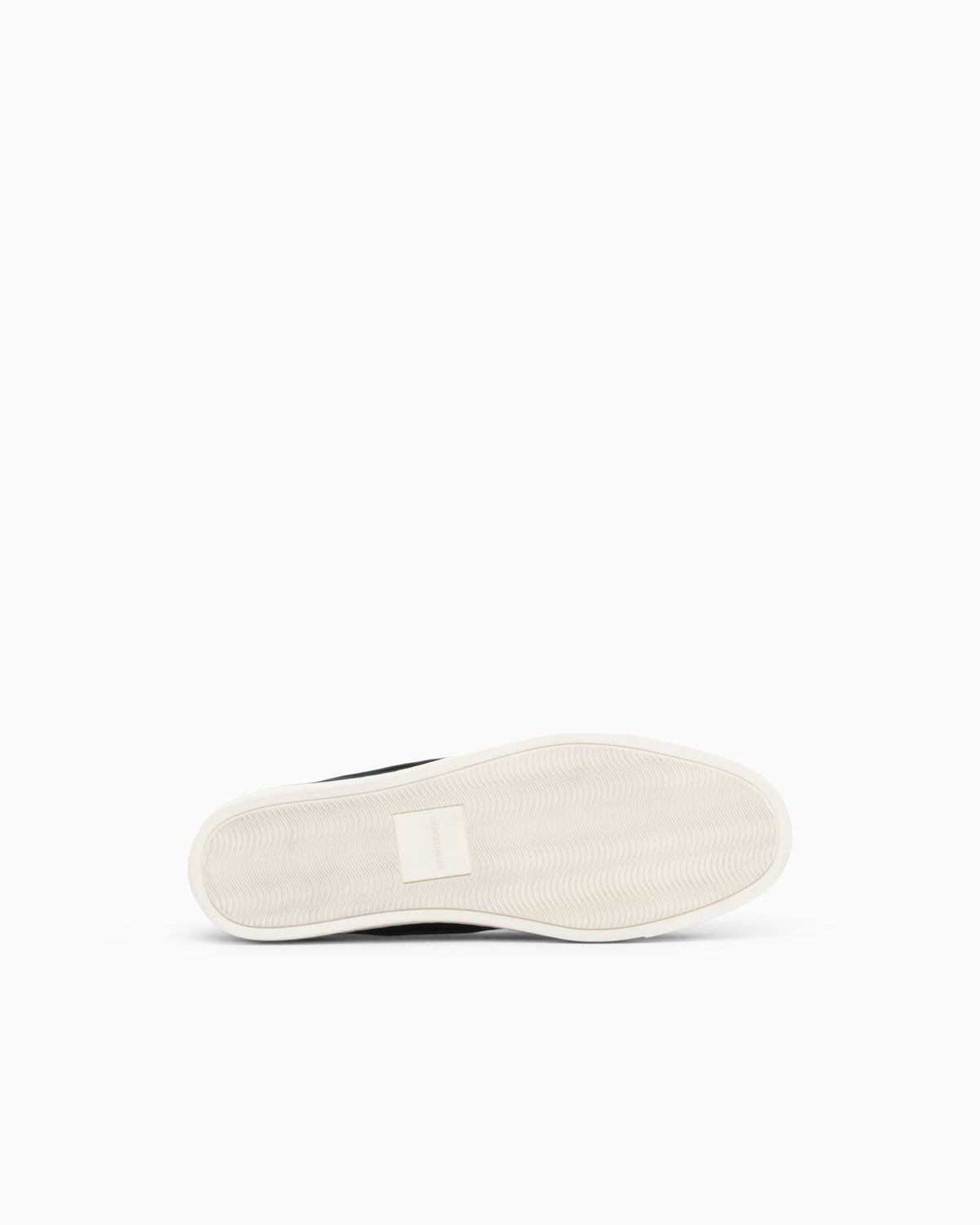 Loafer in suede with a leather lining and rubber sole