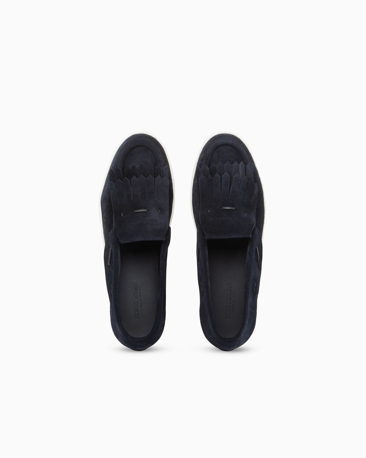 Loafer in suede with a leather lining and rubber sole