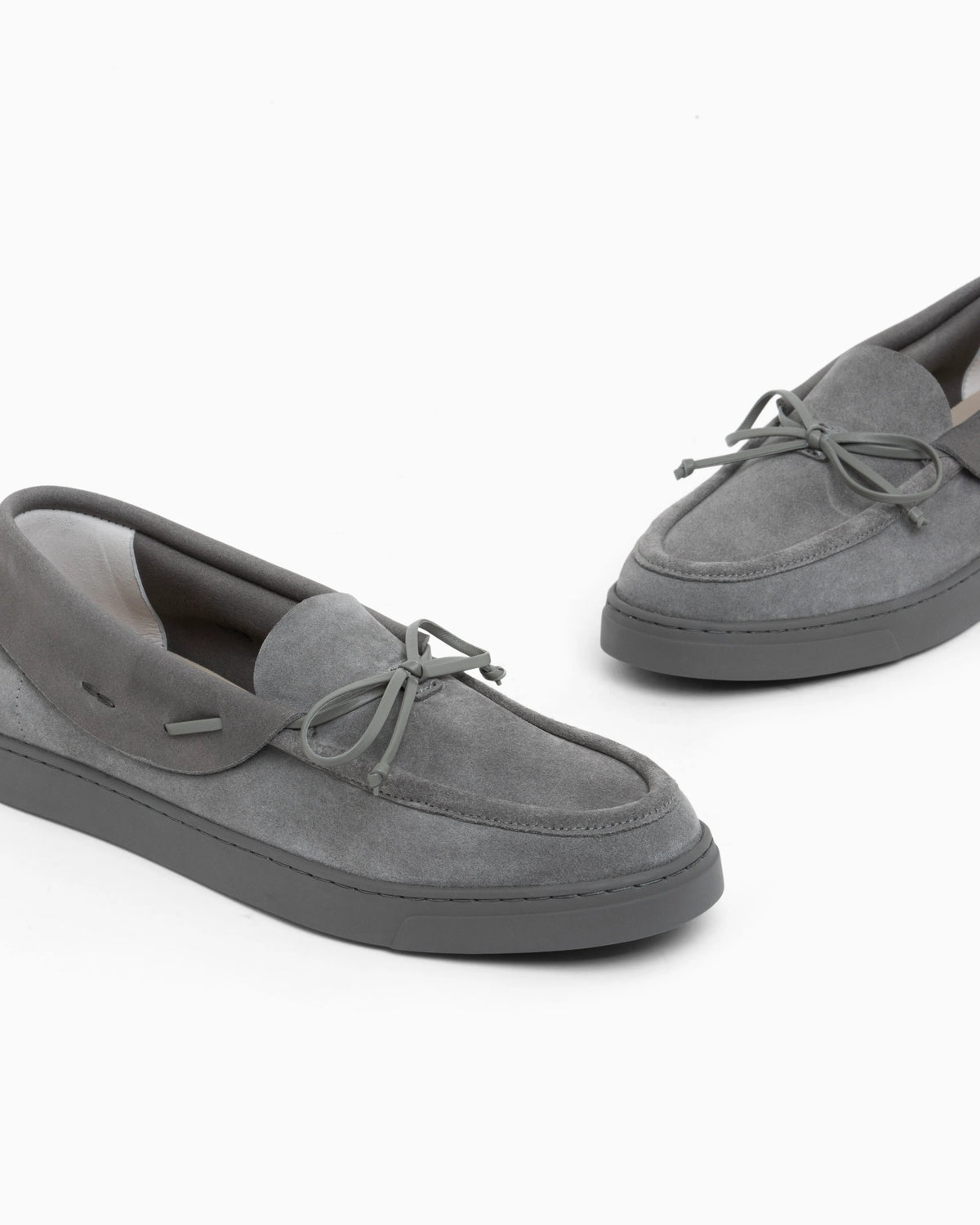 Loafers in suede with rubber soles