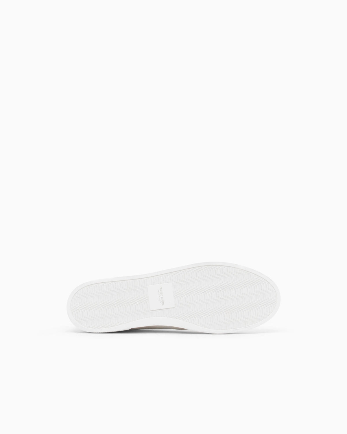 Sneaker in leather with a rubber sole
