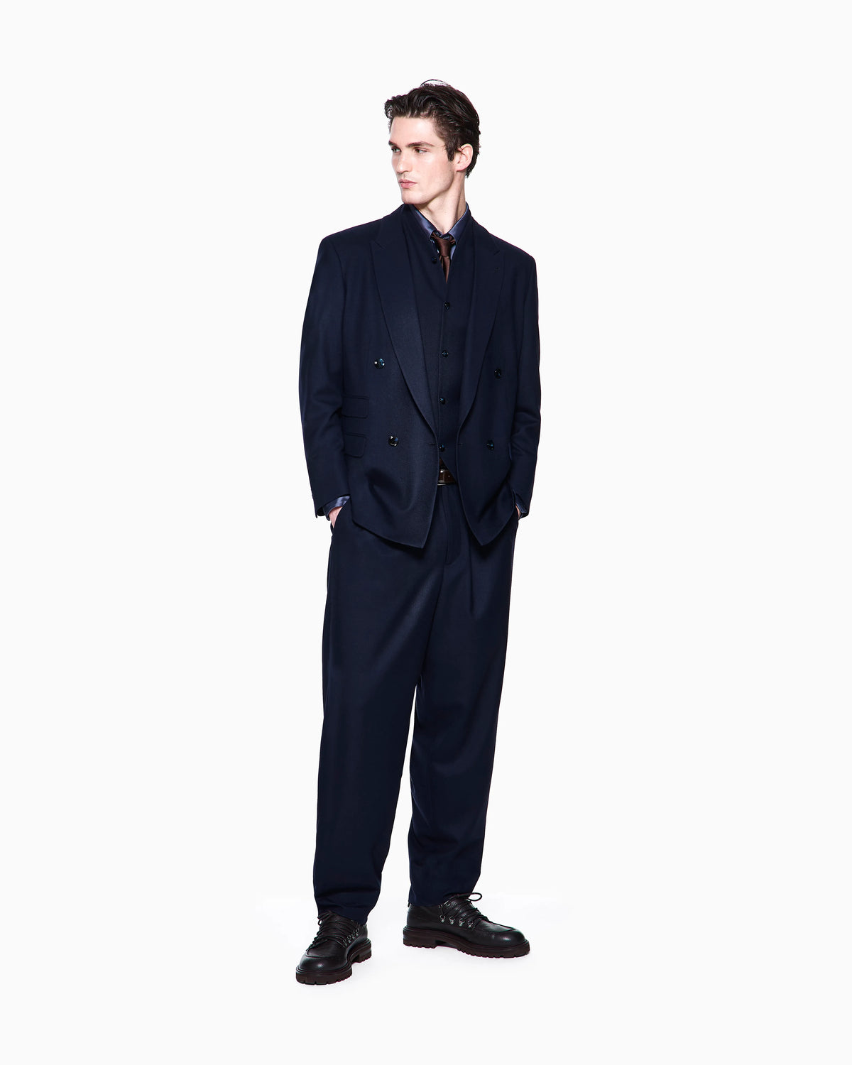Suit oversized fit in fluid virgin wool