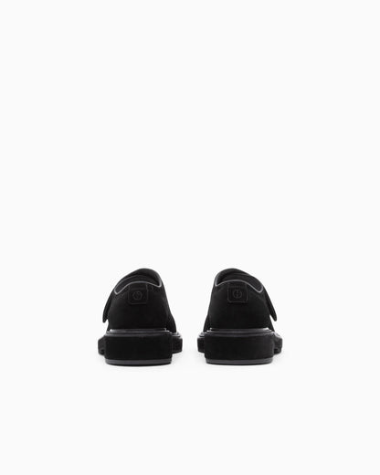 Slippers in suede with leather lining and rubber sole