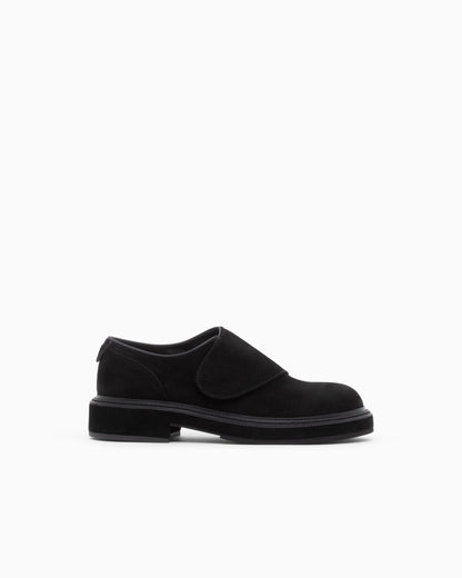 Slippers in suede with leather lining and rubber sole