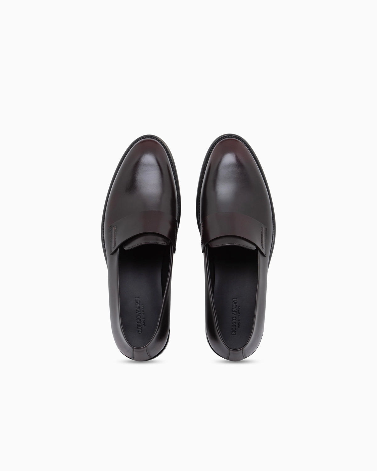 Slippers in brushed leather with a leather sole