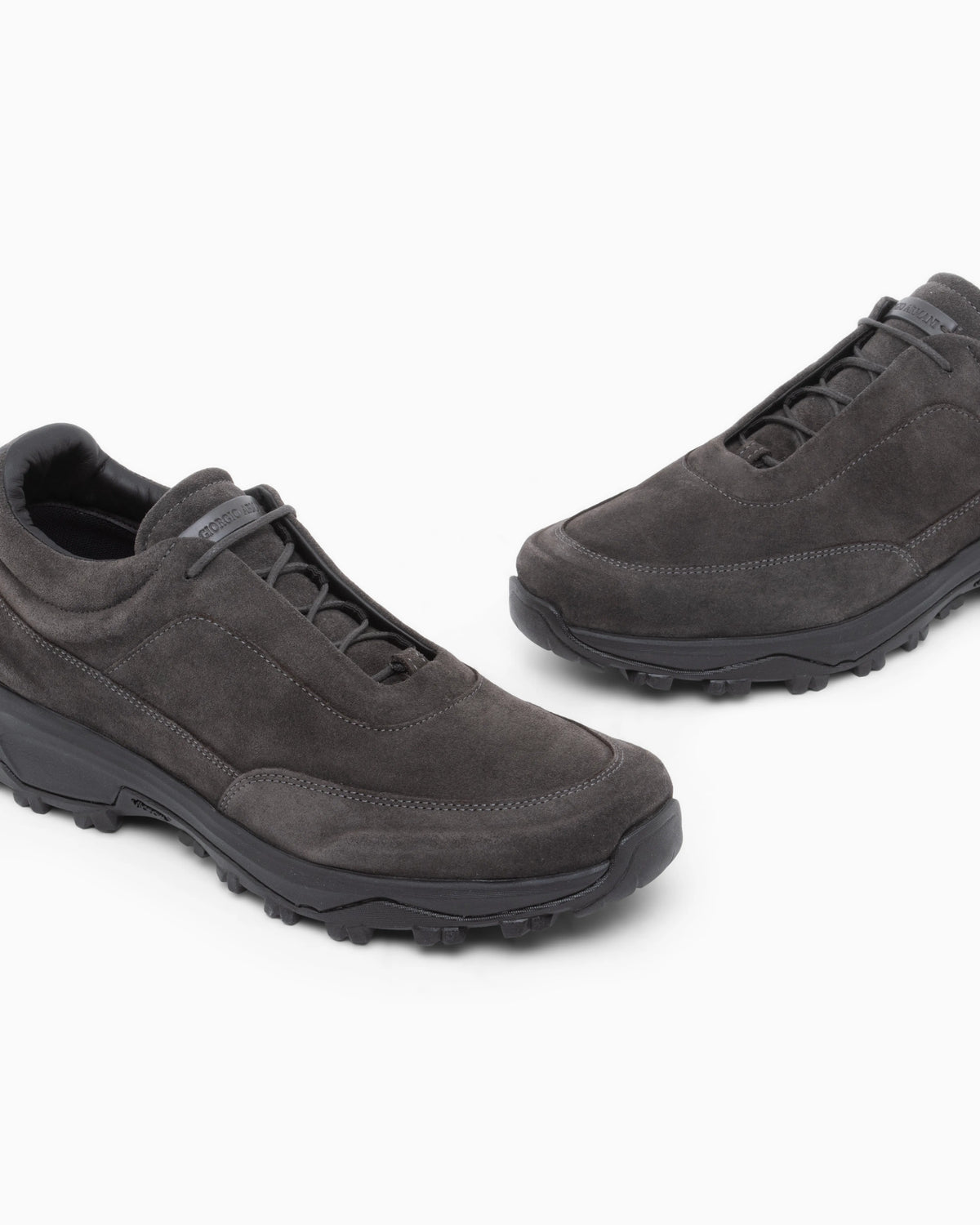 Laced Shoe in suede and leather