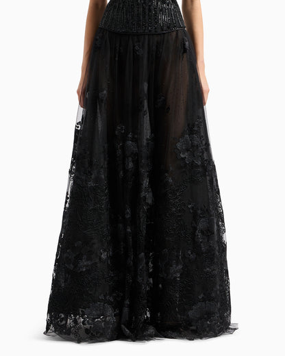 Long skirt in tulle and embroidered lace