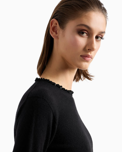 Cashmere crew-neck jumper with embroidery