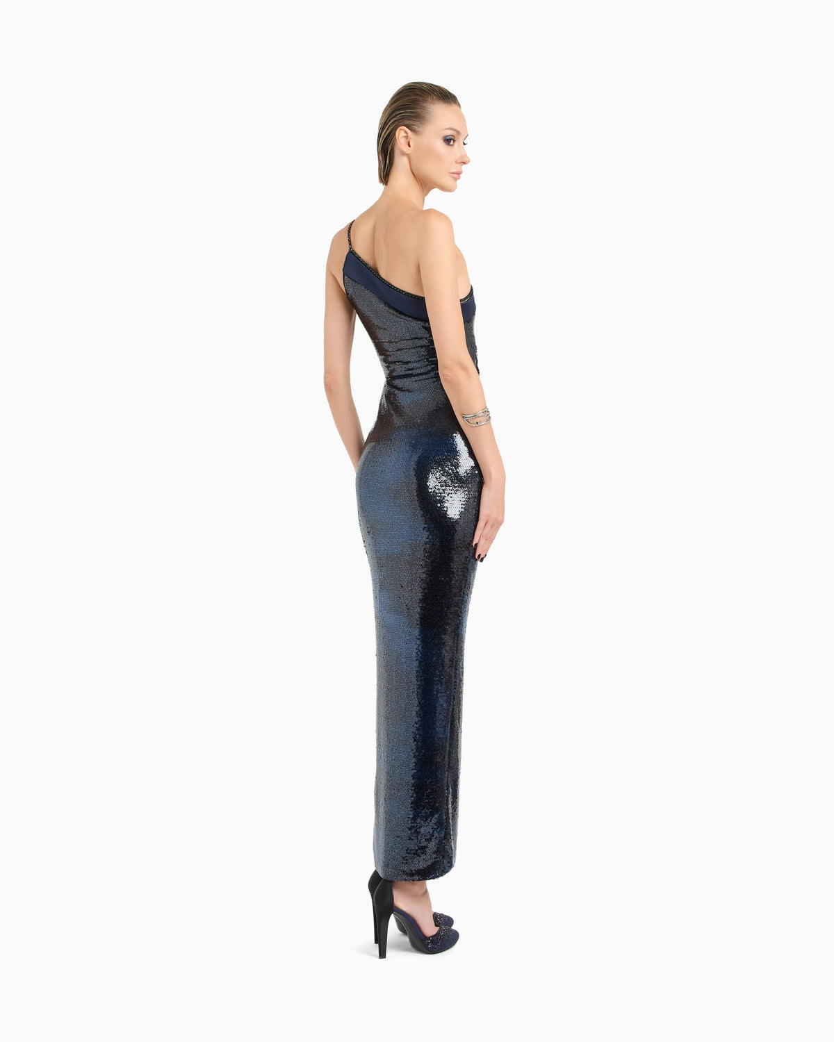 One-shoulder long tulle dress with sequin embroidery