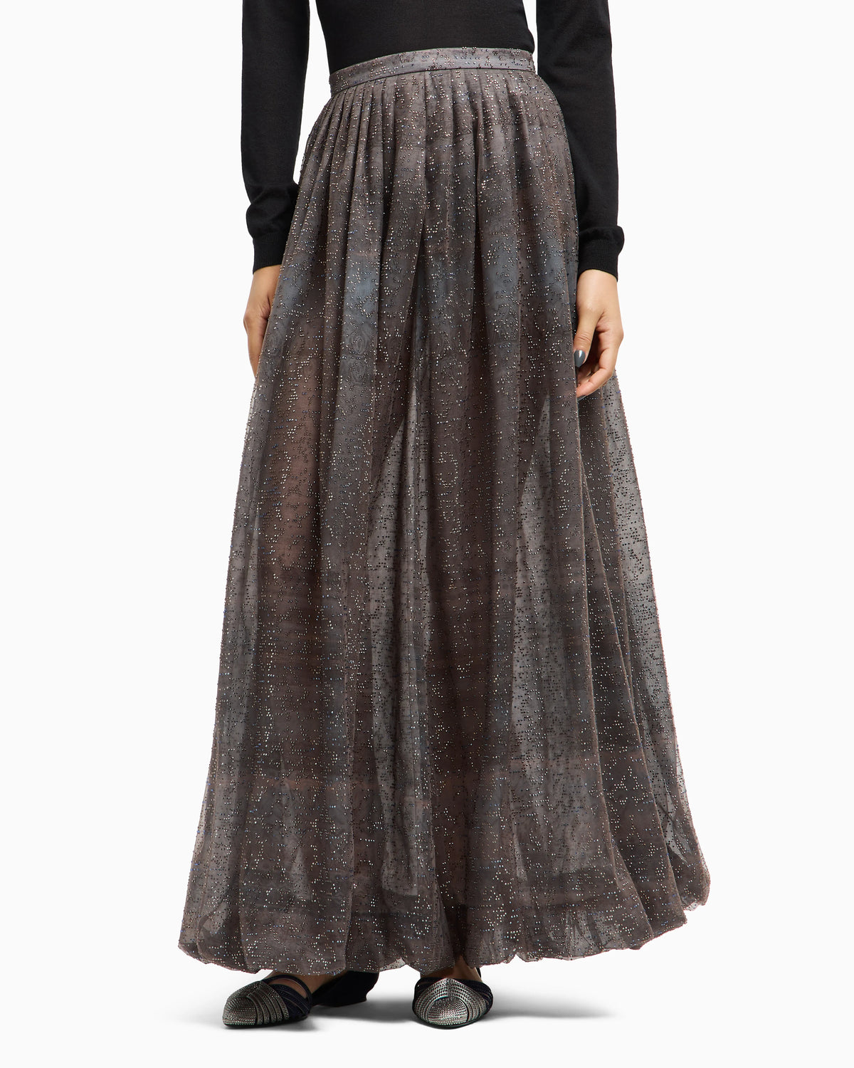 Long skirt in organza and embroidered tulle