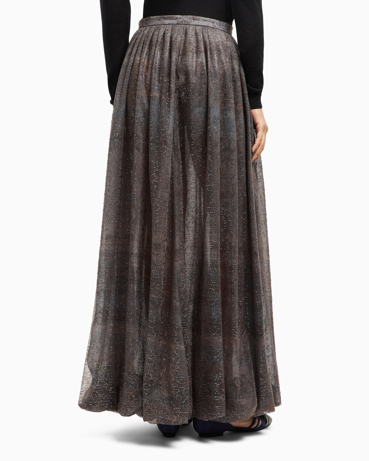 Long skirt in organza and embroidered tulle