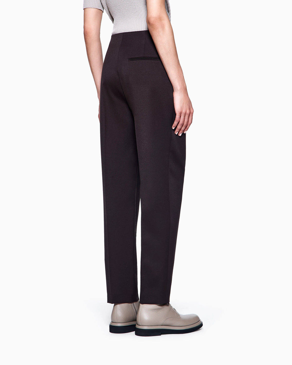 Single-darted wool trousers