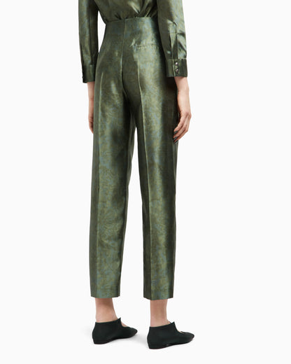Single-pleat trousers in printed silk-shantung