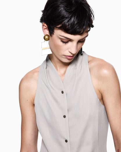 Sleeveless top in triple silk georgette with shawl collar